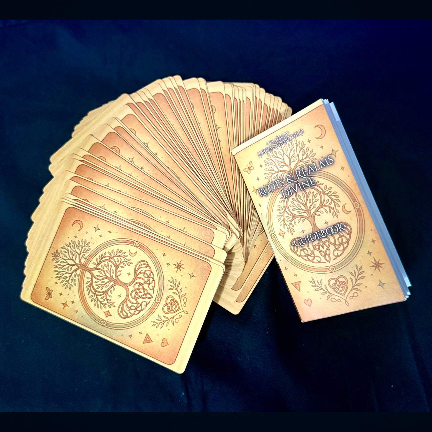 Roots & Realms Divine : Companion Deck